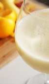 Suco de Laranja com Banana e Ameixa