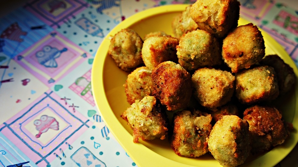 Bolinho de Brócolis e Queijo para Bebês