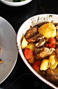 Coxa e Sobrecoxa Assada Estilo Jamie Oliver