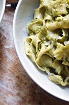 Tagliatelle ao Molho Pesto Light do Jamie Oliver