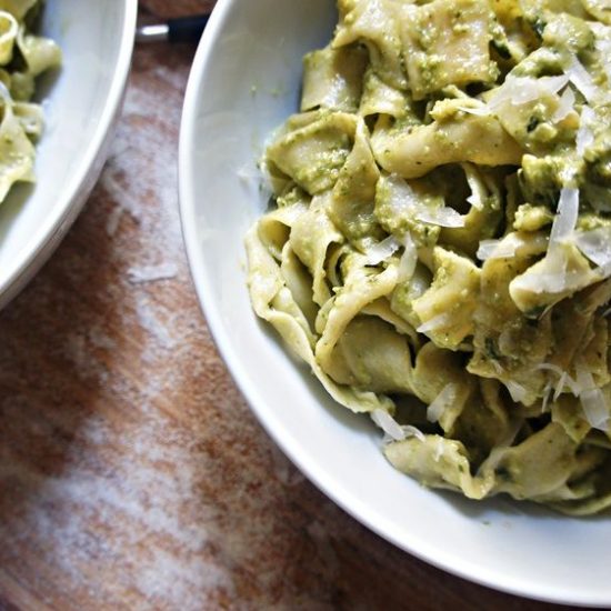 Tagliatelle ao Molho Pesto Light do Jamie Oliver