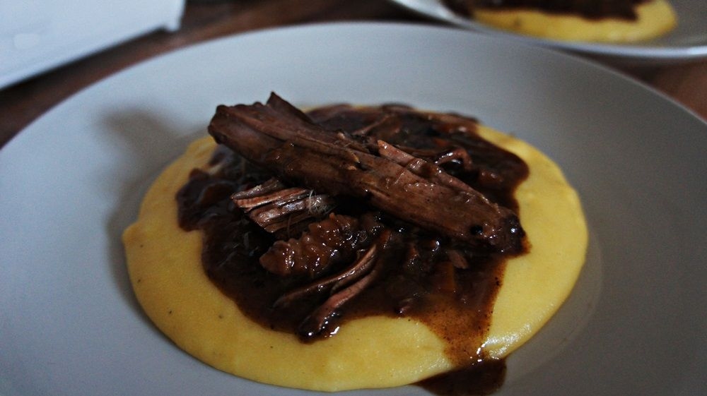Receita de Carne de Panela Tipo Italiana com Polenta