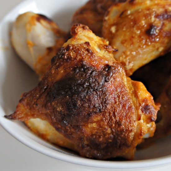 Receita de Coxa e Sobrecoxa de Frango Assada com Páprica Defumada