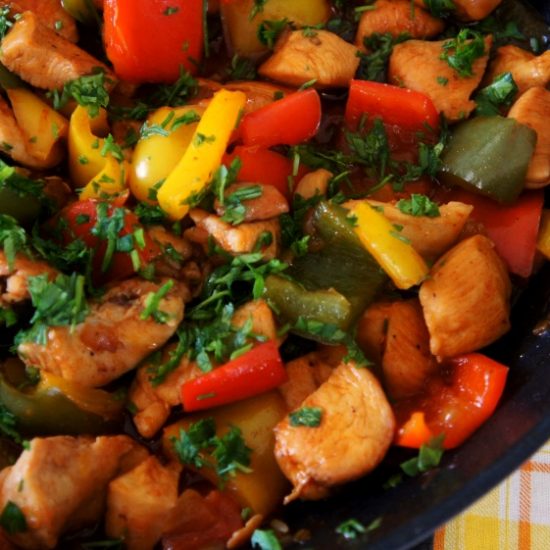 Receita de Peito de Frango com Pimentão e Páprica Defumada