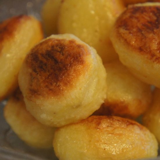 Como Assar Batata no Forno com Perfeição (Dourada e Crocrante por fora)