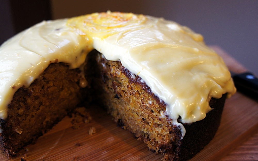 Receita de bolo de Moranga e Laranja com Cobertura de Cream Cheese