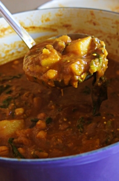 Receita de Ensopado de Legumes com Espinafre e Grão de Bico
