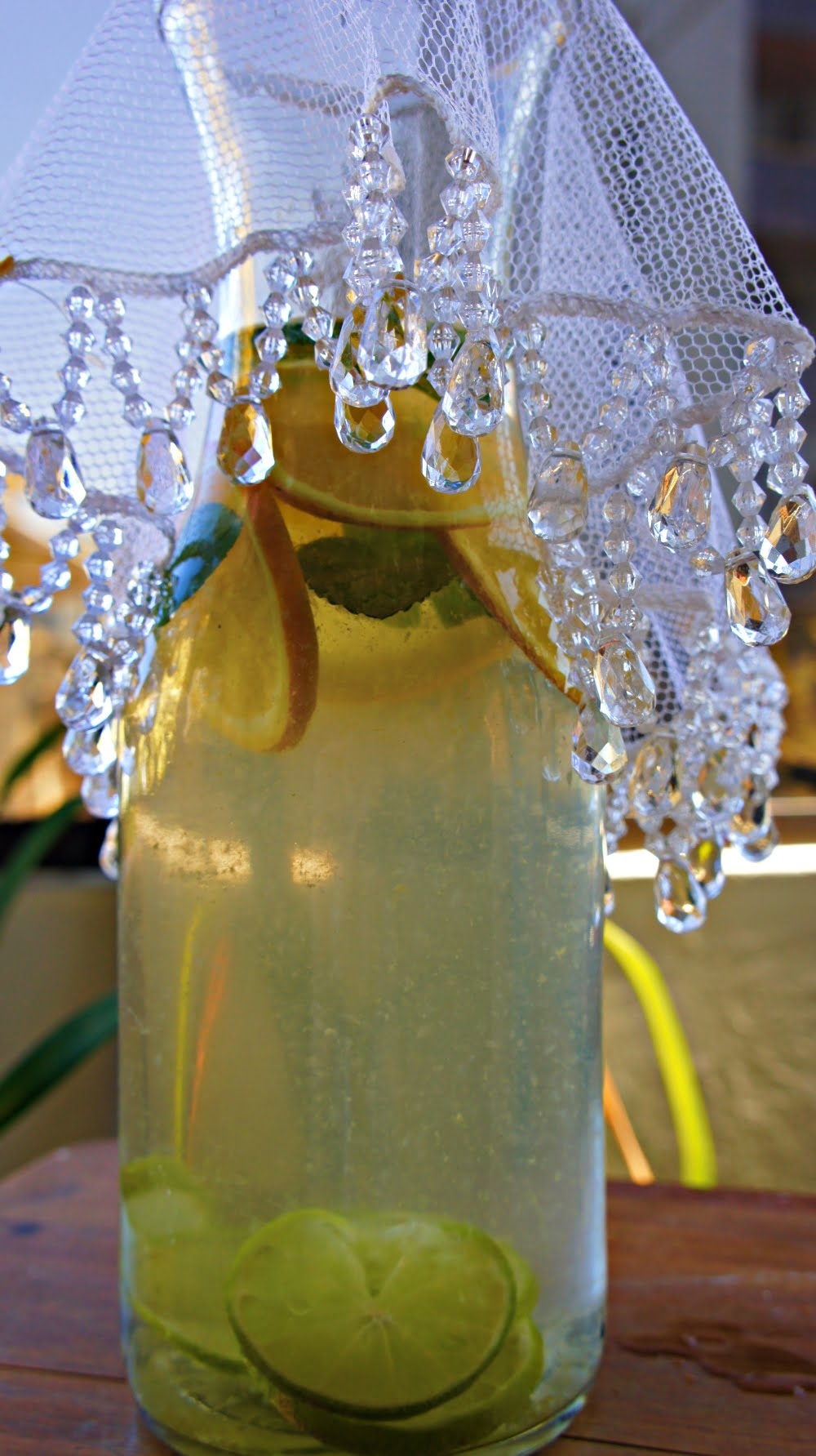 Receita de Água Aromatizada de Laranja, Limão e Hortelã