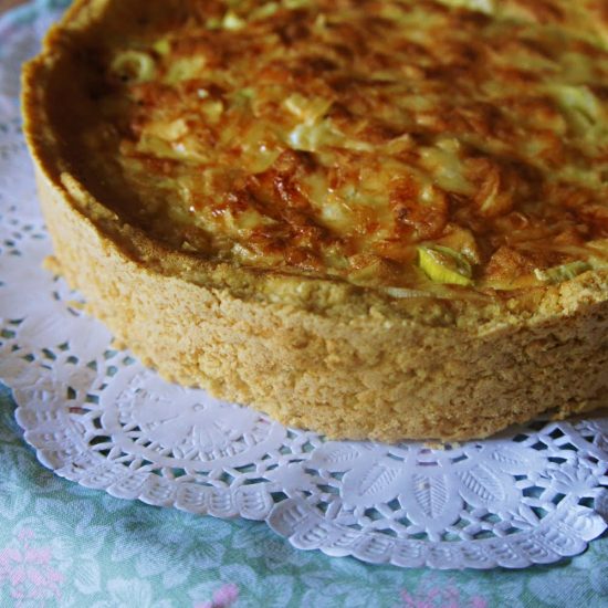 Receita de Quiche de Alho-Poró com Massa de Grão-de-Bico