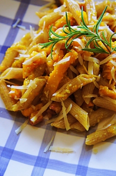 Receita de Penne com Molho de Moranga e Bacon