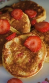 Receita de Panquequinhas de Banana e Morango