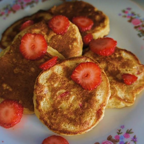 Receita de Panquequinhas de Banana e Morango