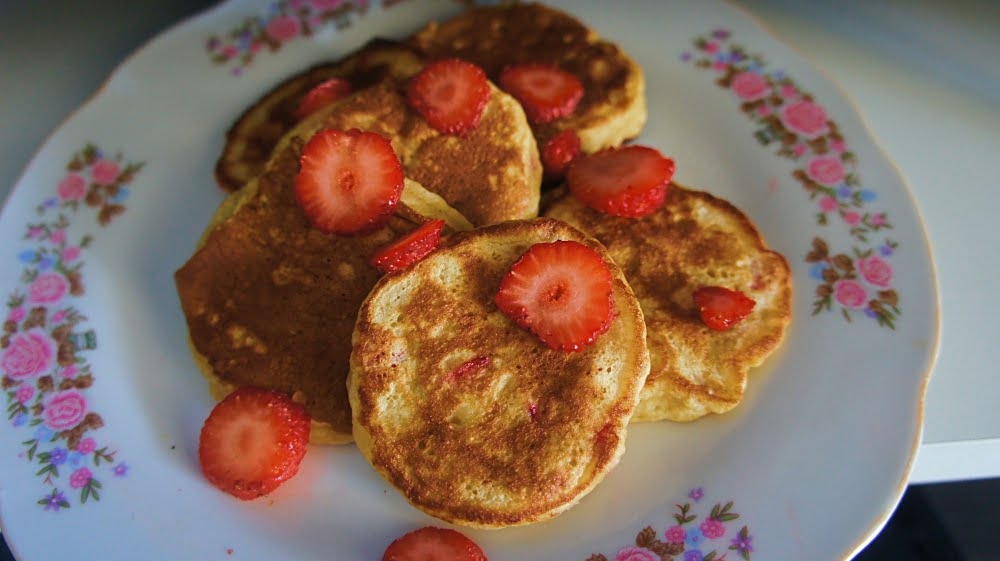 Receita de Panquequinhas de Banana e Morango