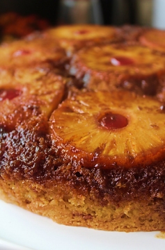 Receita de Bolo Invertido de Abacaxi