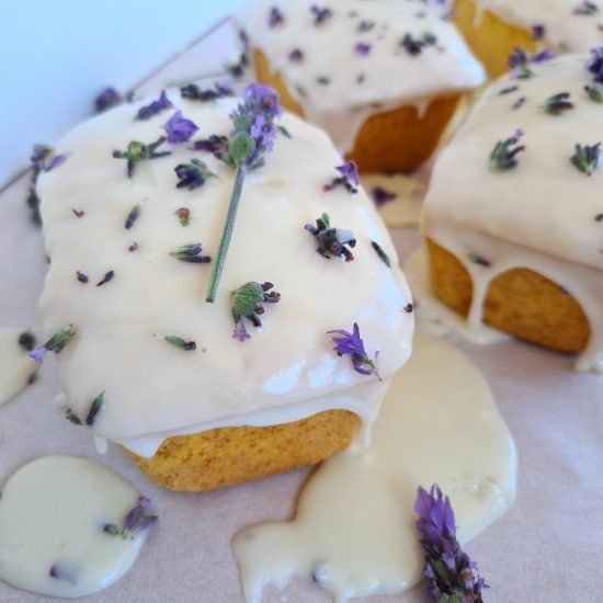 Bolo de Limão e Lavanda